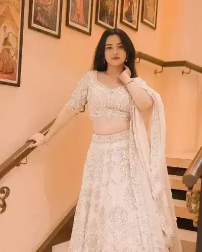 Escort Service In Hiranandani Estate